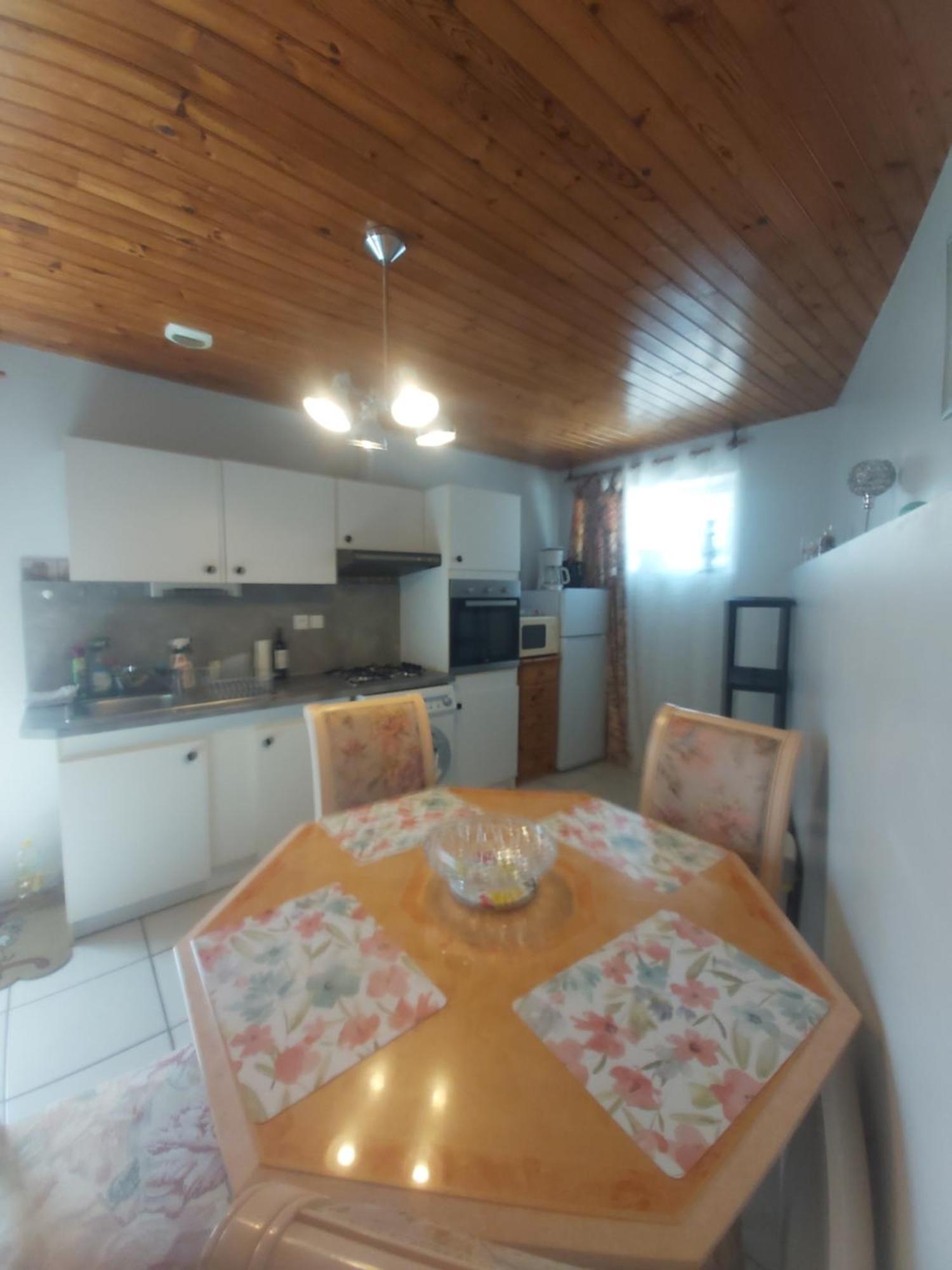 Appartements Danciu Jonzac Exterior foto